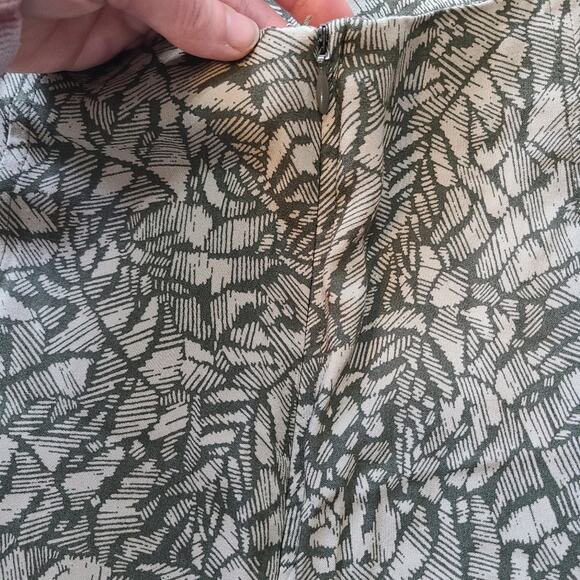 Christopher & Banks Skirt Womens 12 Earthy Abstract Leaf Goblincore Cottagecore - Picture 3 of 9